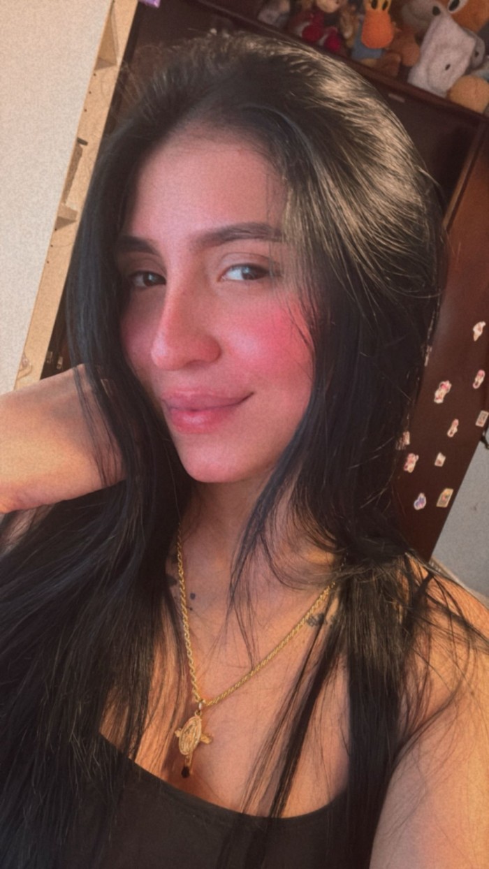 642870391 | MIA | Chica