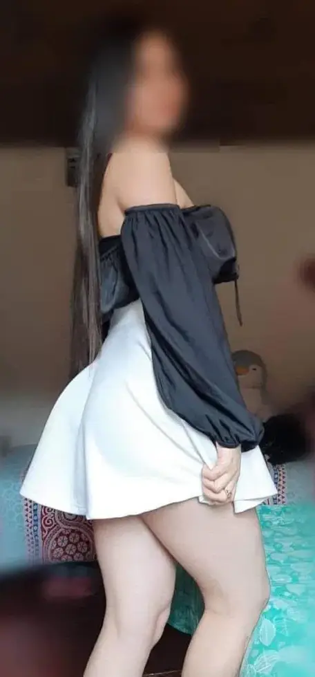 611263375 | DANIELA | Chica