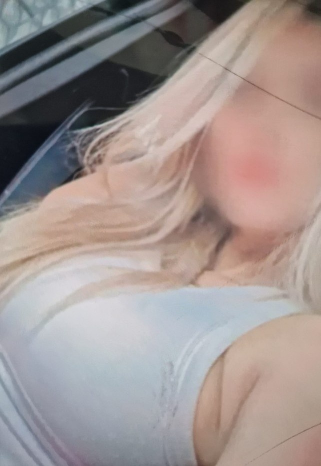 663184973 | MARINA | Chica