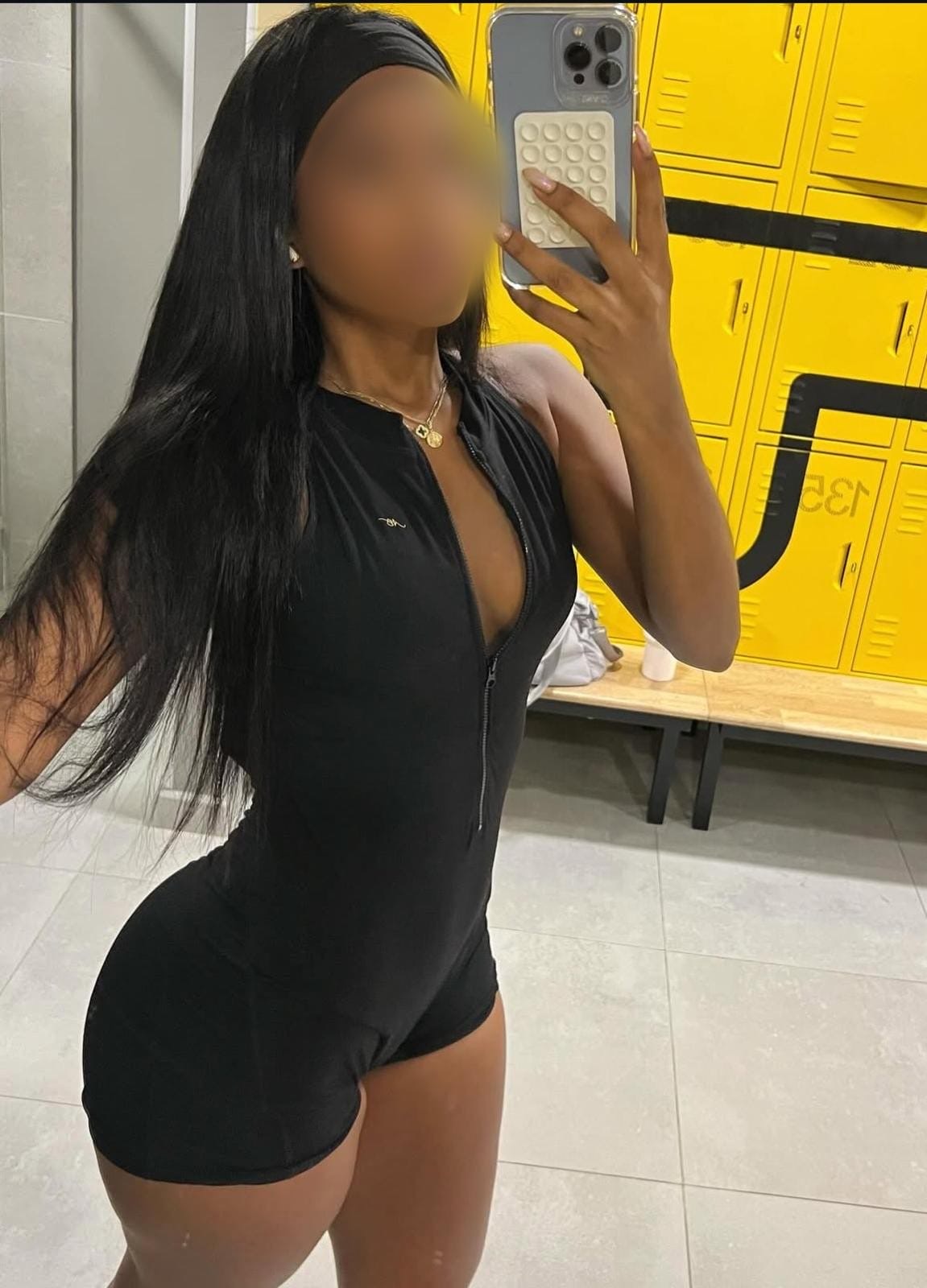 614940012 | ESTEFANIA  | Puta