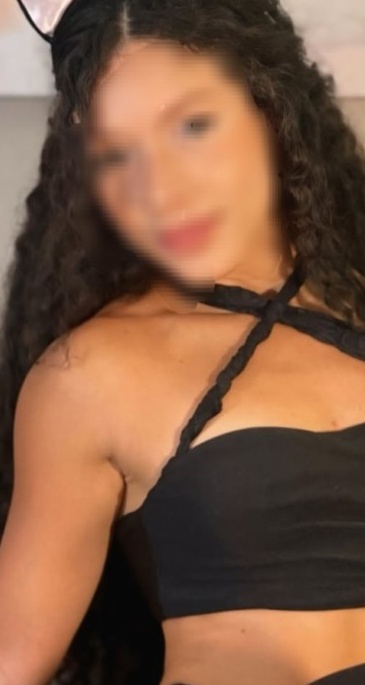 632247309 | NICOL | Chica