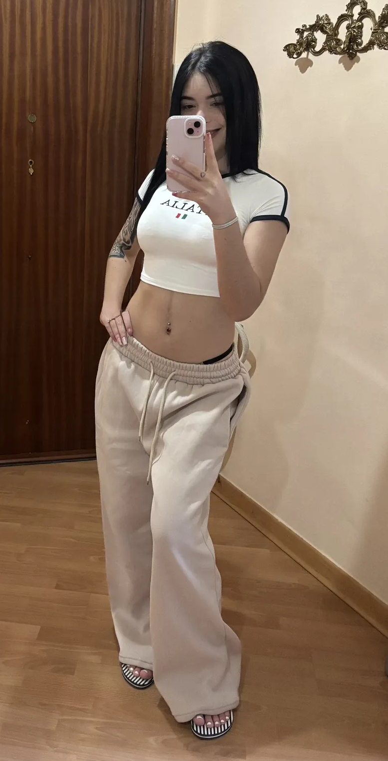 613818976 | CAMILA | Chica