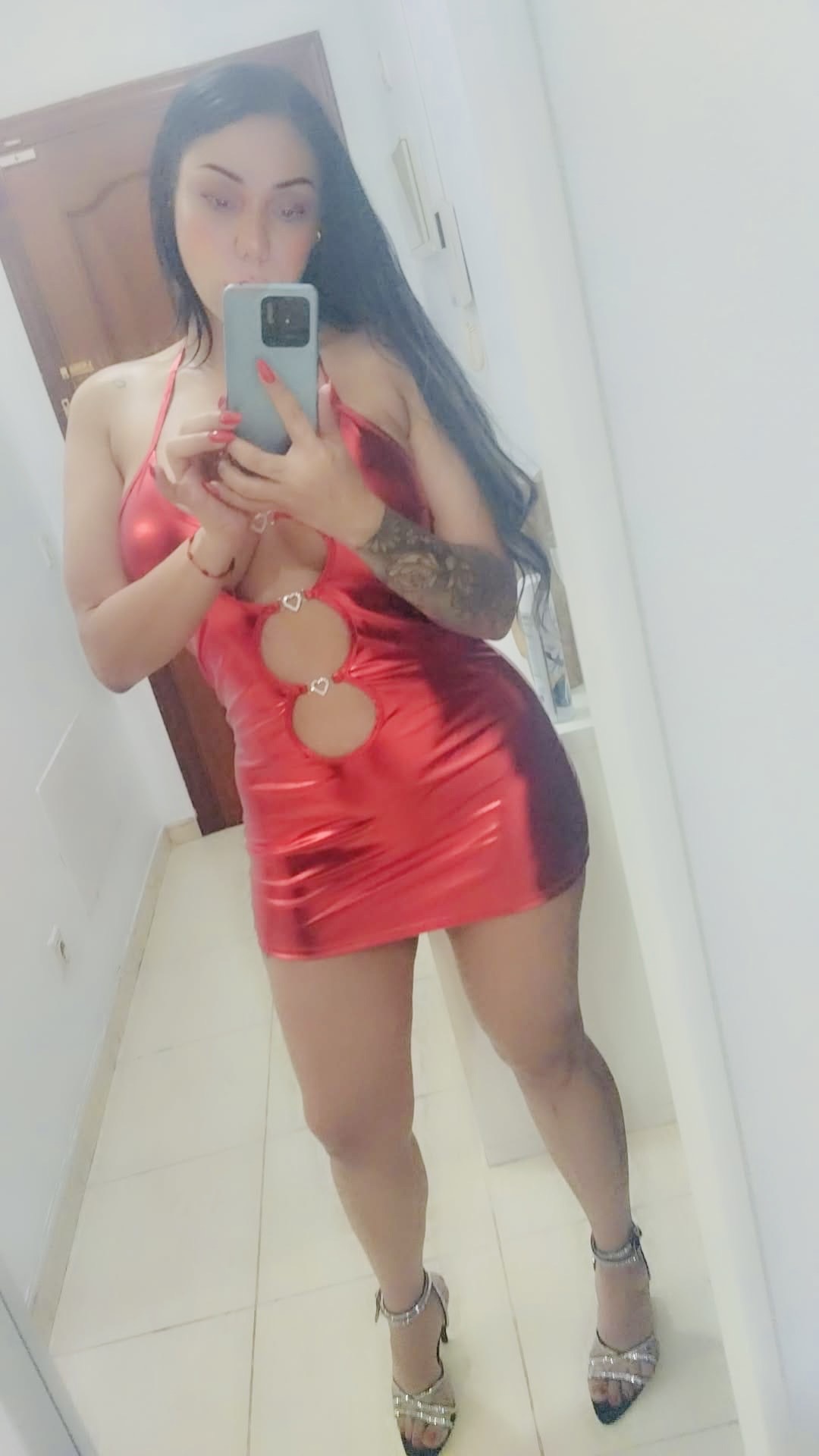 722702136 | YULI  | Chica