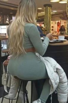 Puta en Oviedo - 633546683