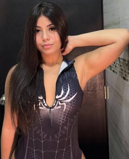 742032908 | ANNY | Chica