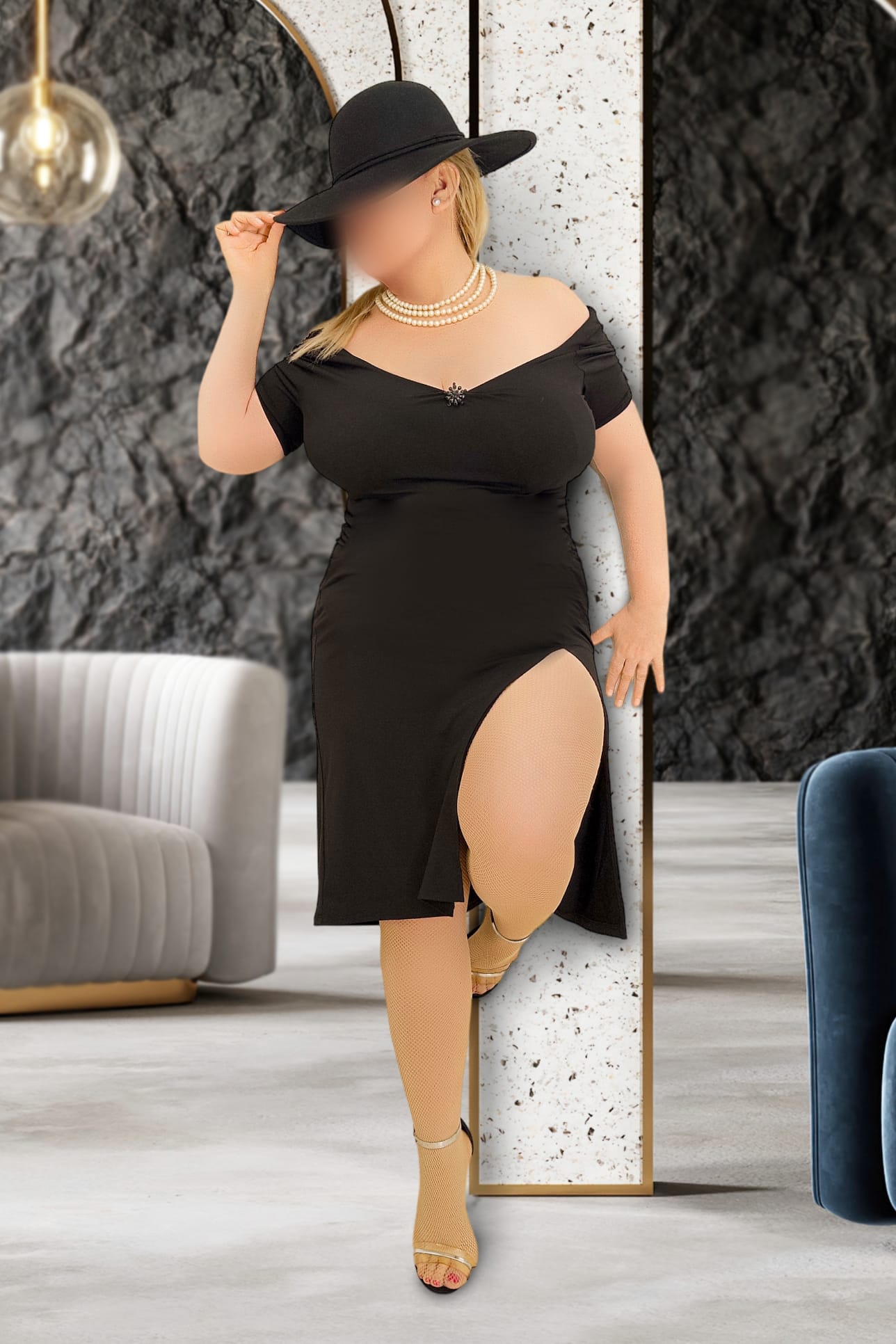 608628079 | ELENA | Chica