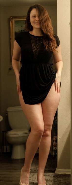 624934355 | NIKOL | Chica