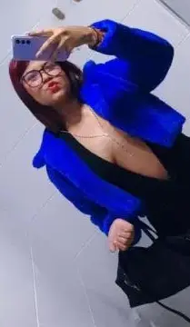 661007795 | KAREN | Chica