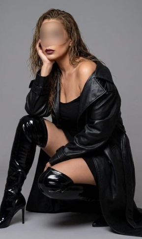 614438848 | RUBY | Chica