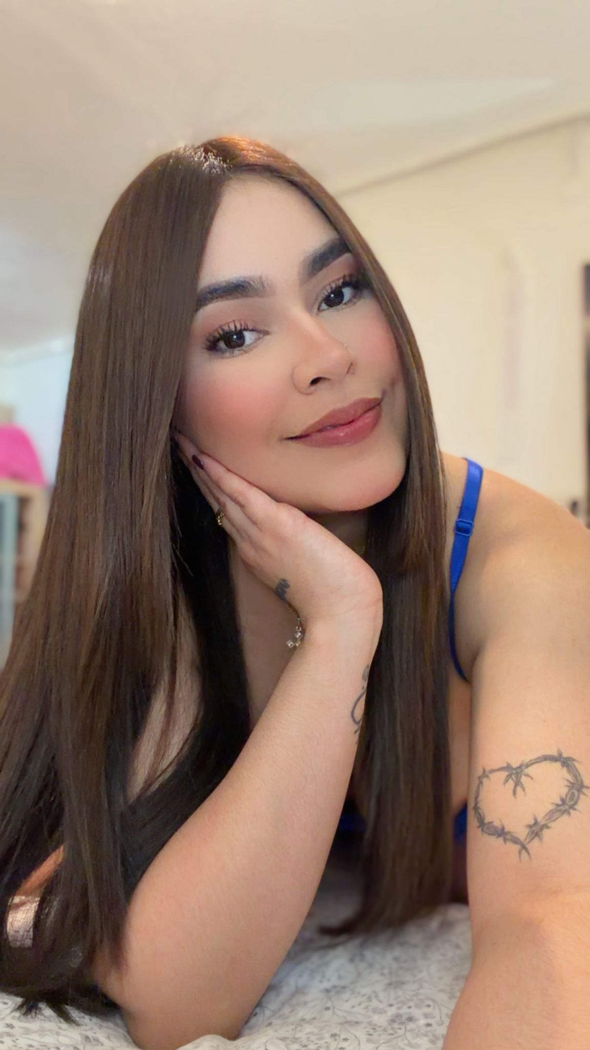 607030306 | REINA | Chica