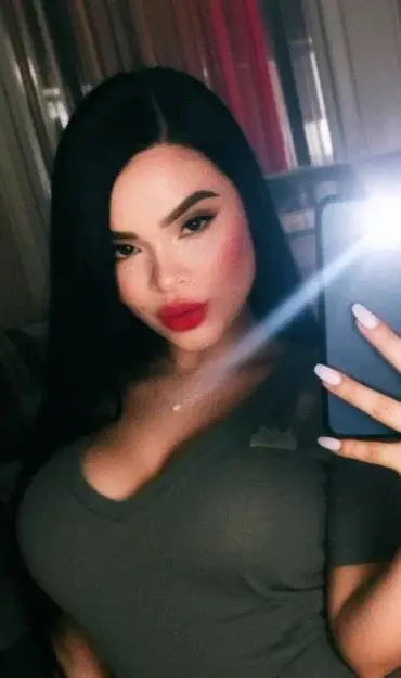 614949360 | DANIELA | Chica