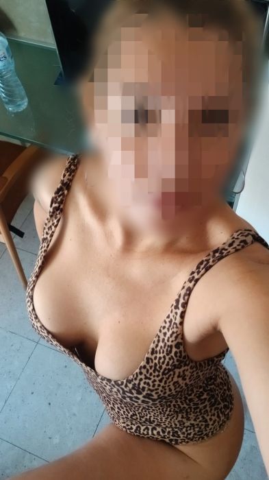 614564515 | KORAL | Chica