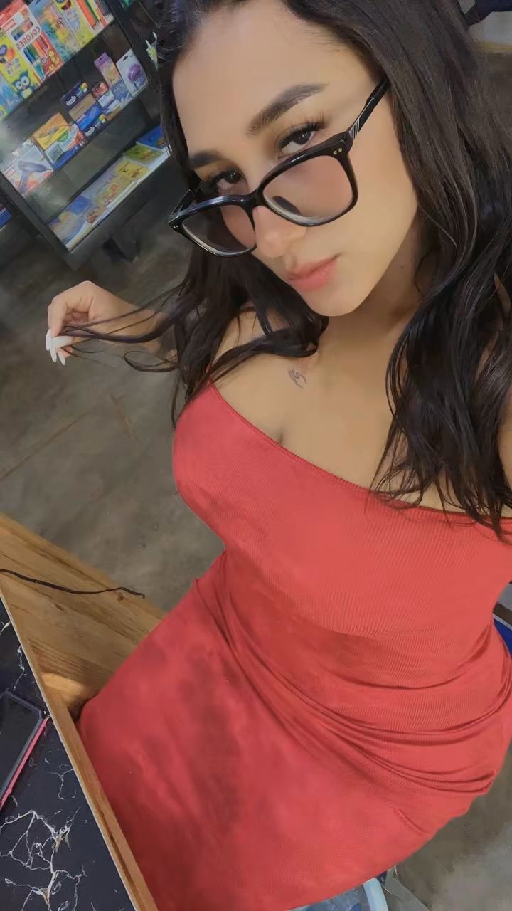 603184243 | NATALIA | Chica