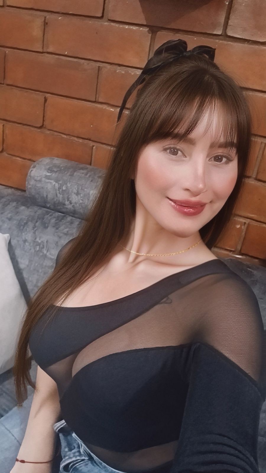 671115089 | ISA | Chica