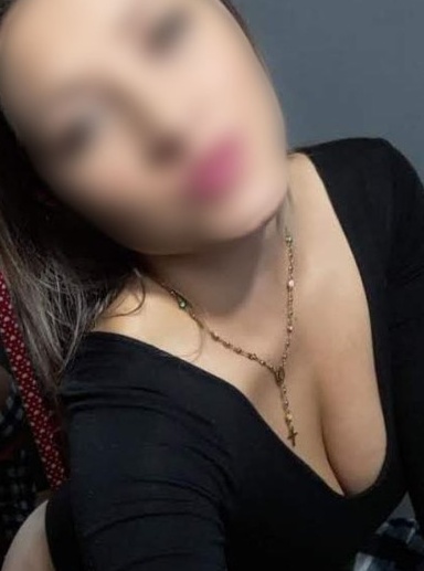 603396776 | ZOE | Chica