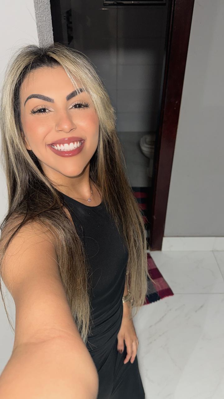 643891610 | NATALIA | Chica