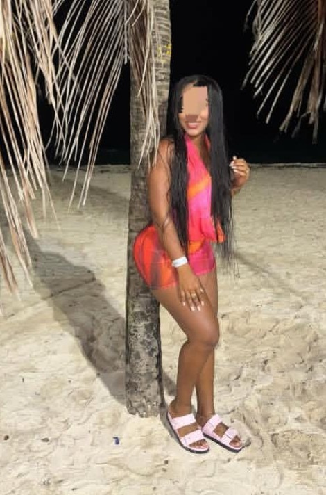 642423501 | CANDY | Chica