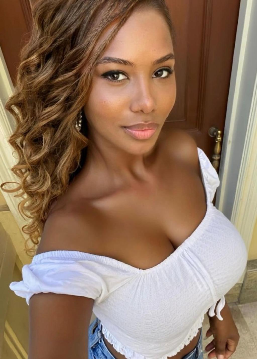 Puta en Granada - 685239384