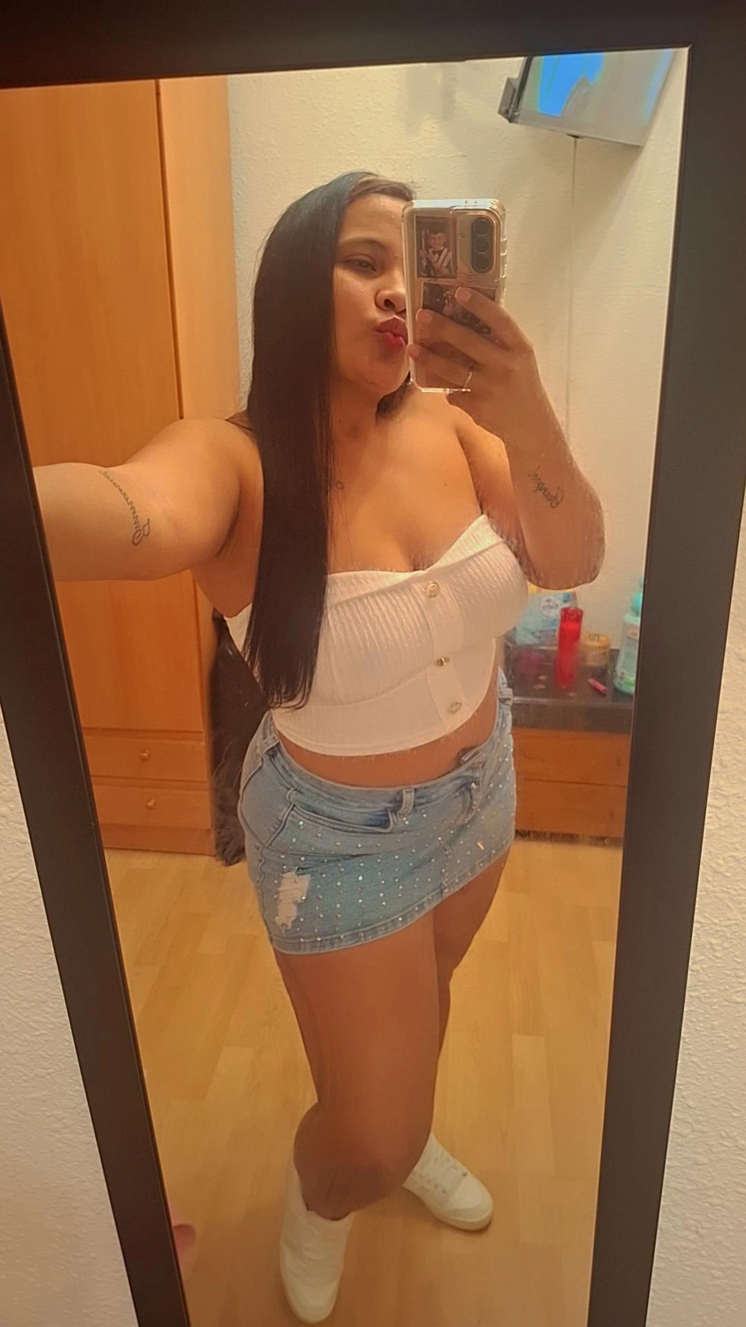 603390343 | ALEJANDRA | Puta