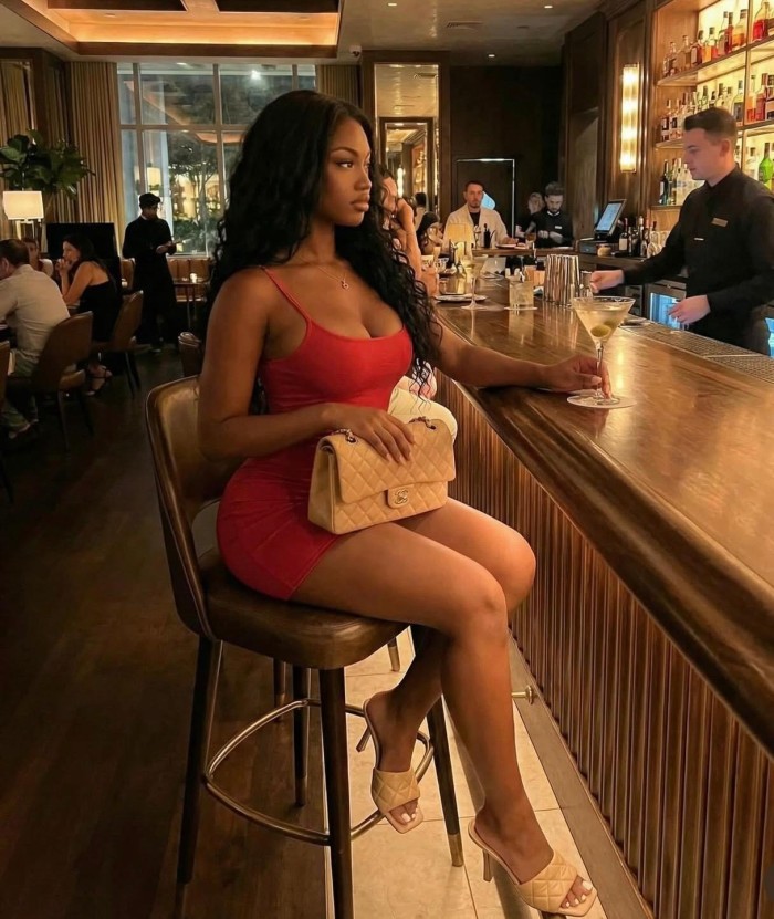 662235972 | ESTRELLA | Escort