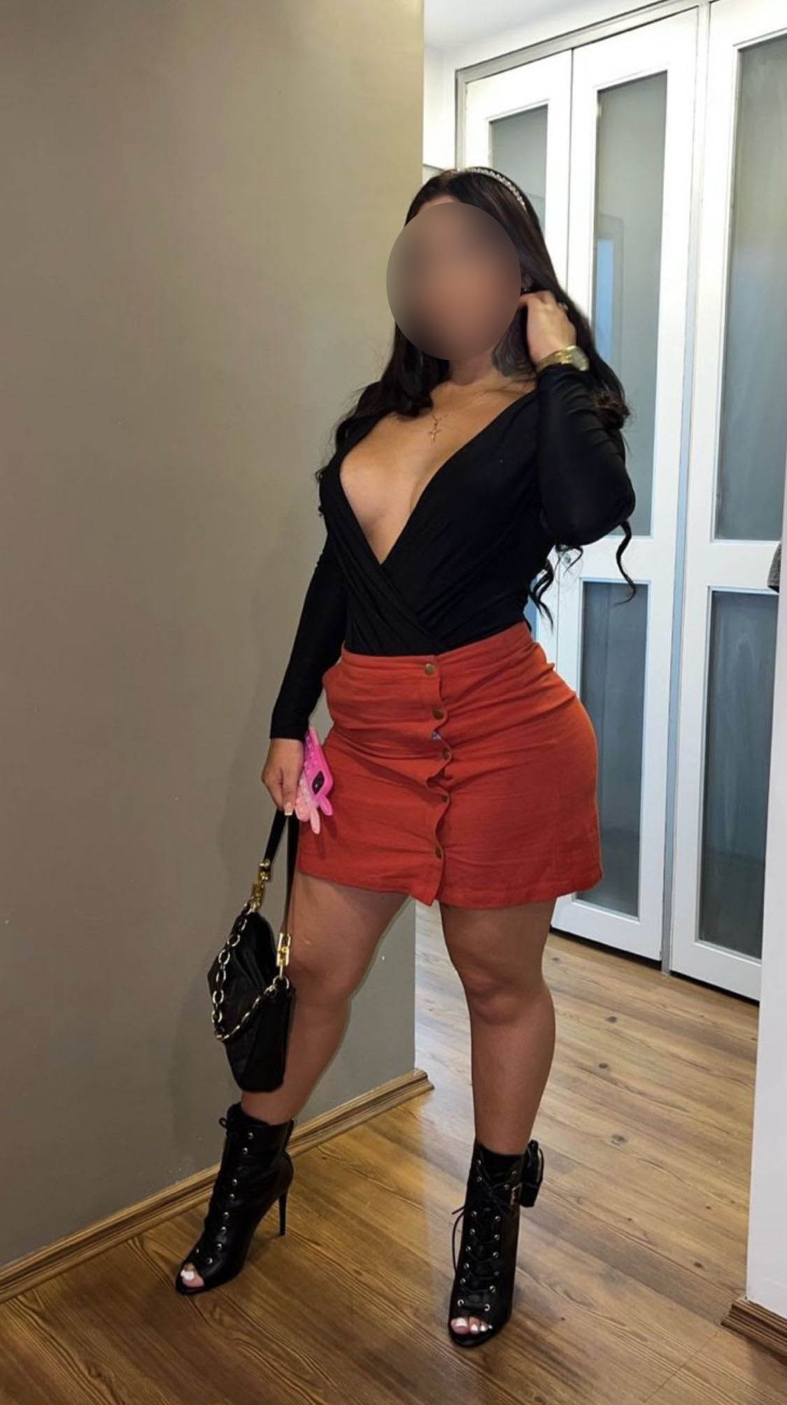 671134267 | MANELY | Chica