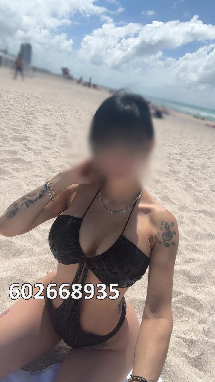 602668935 | SAMY | Chica