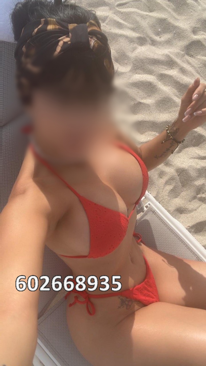 602668935 | SAMY | Chica