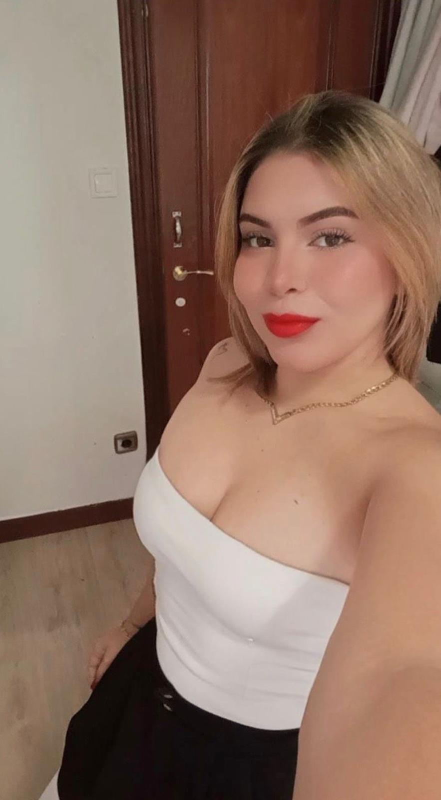 613706589 | ABRIL | Chica