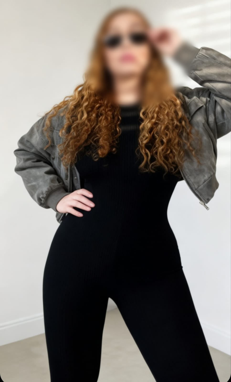 643284241 | RUBI | Chica