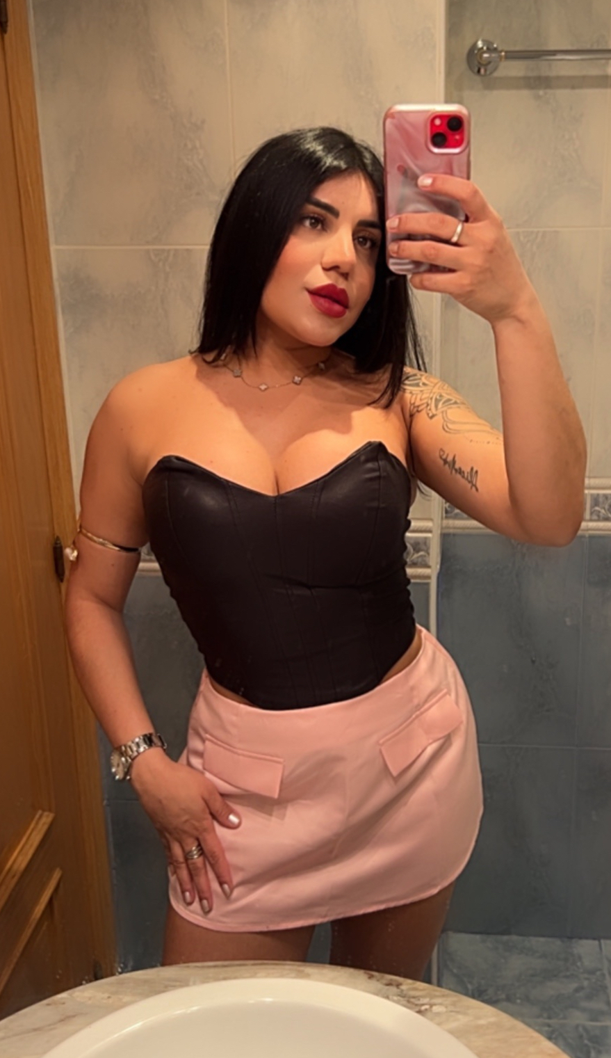 624362809 | MIA | Chica