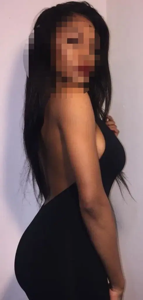 604265601 | LATINA | Chica
