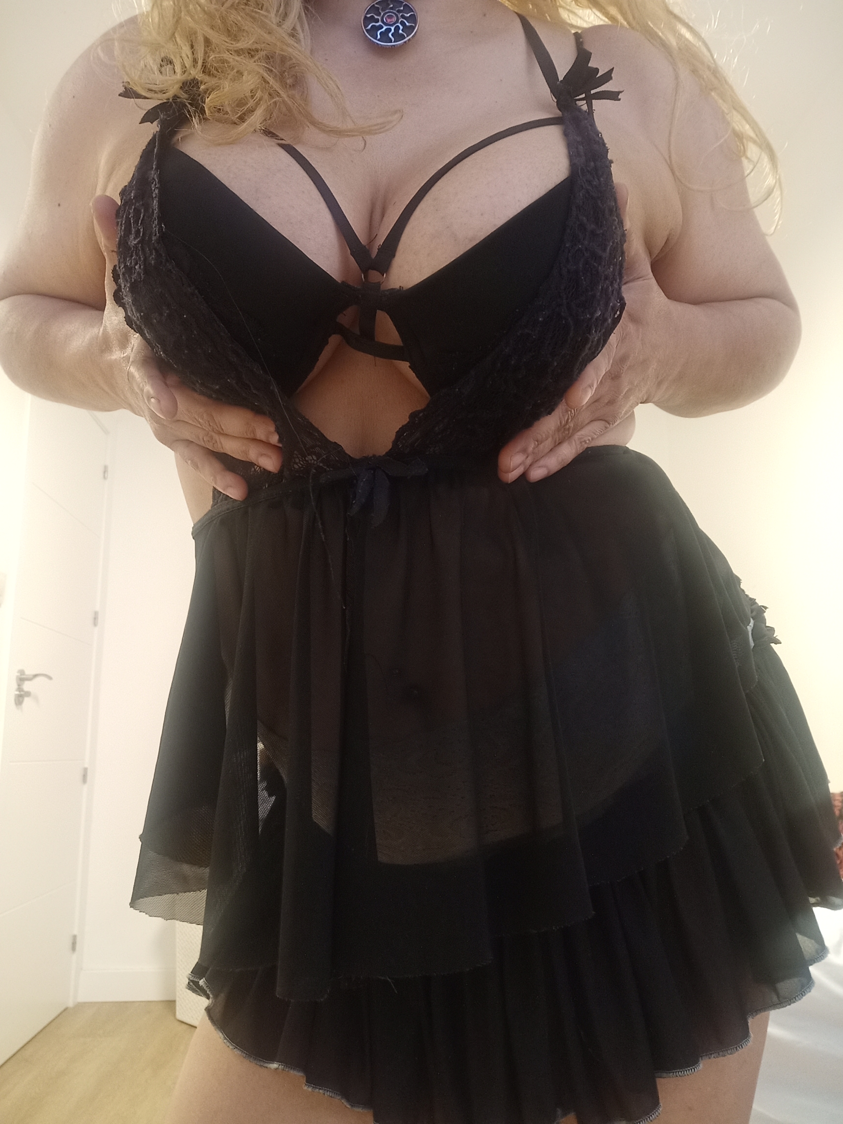 612206269 | LUCIA | Chica