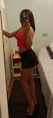 658168880 | JHOANA | Chica