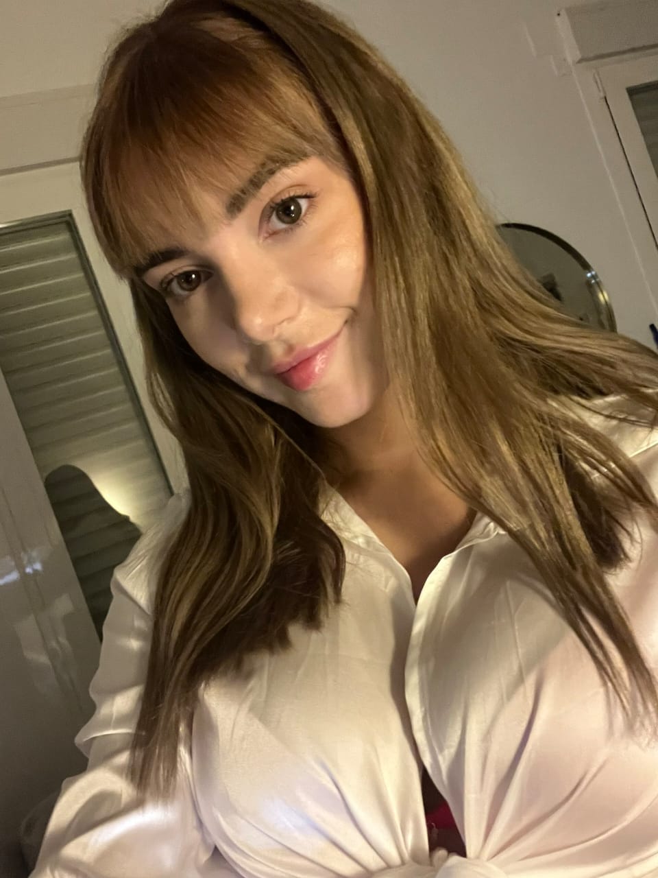 722878545 | SANDRA  | Chica