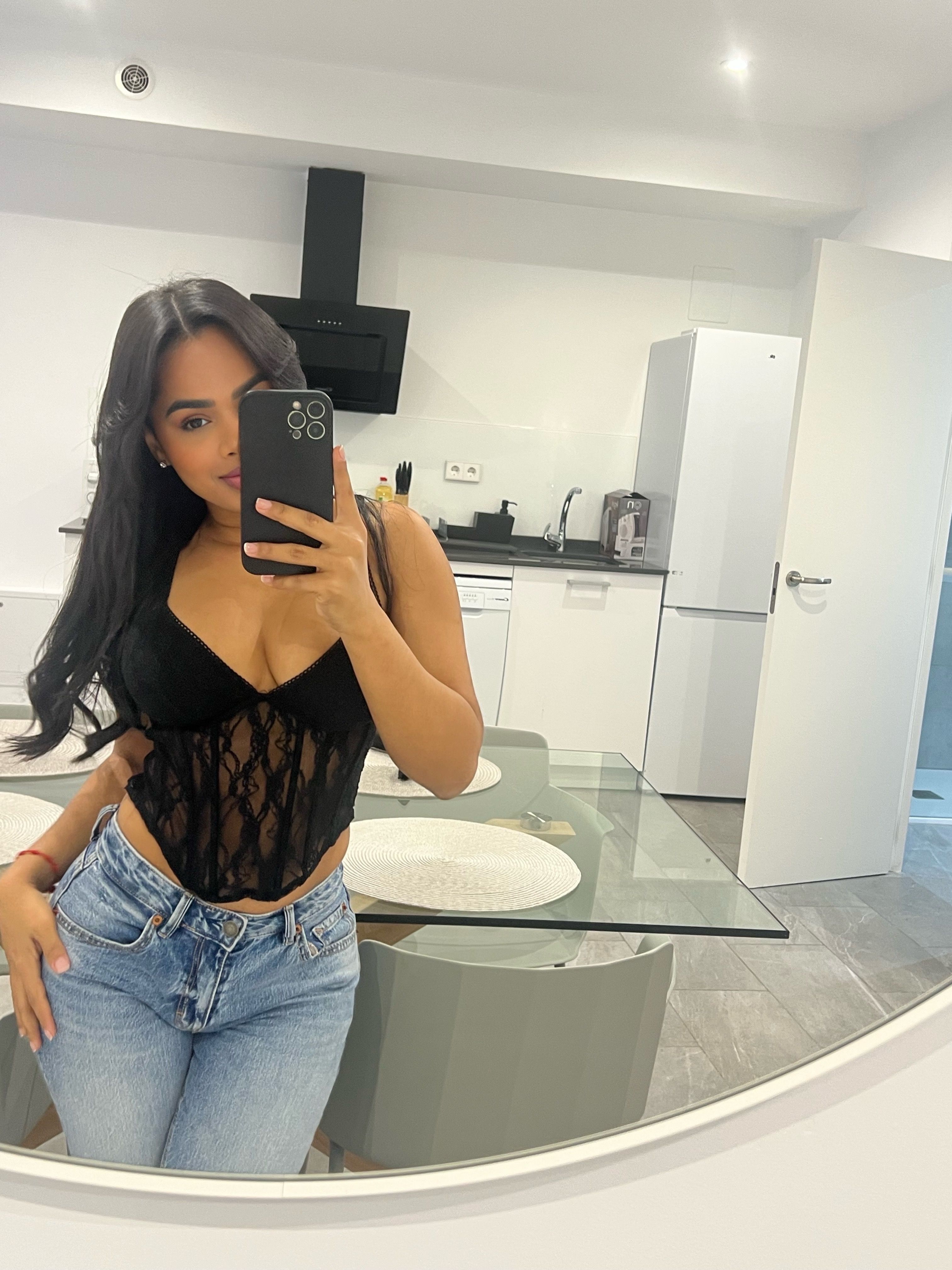 602573263 | JADY | Chica