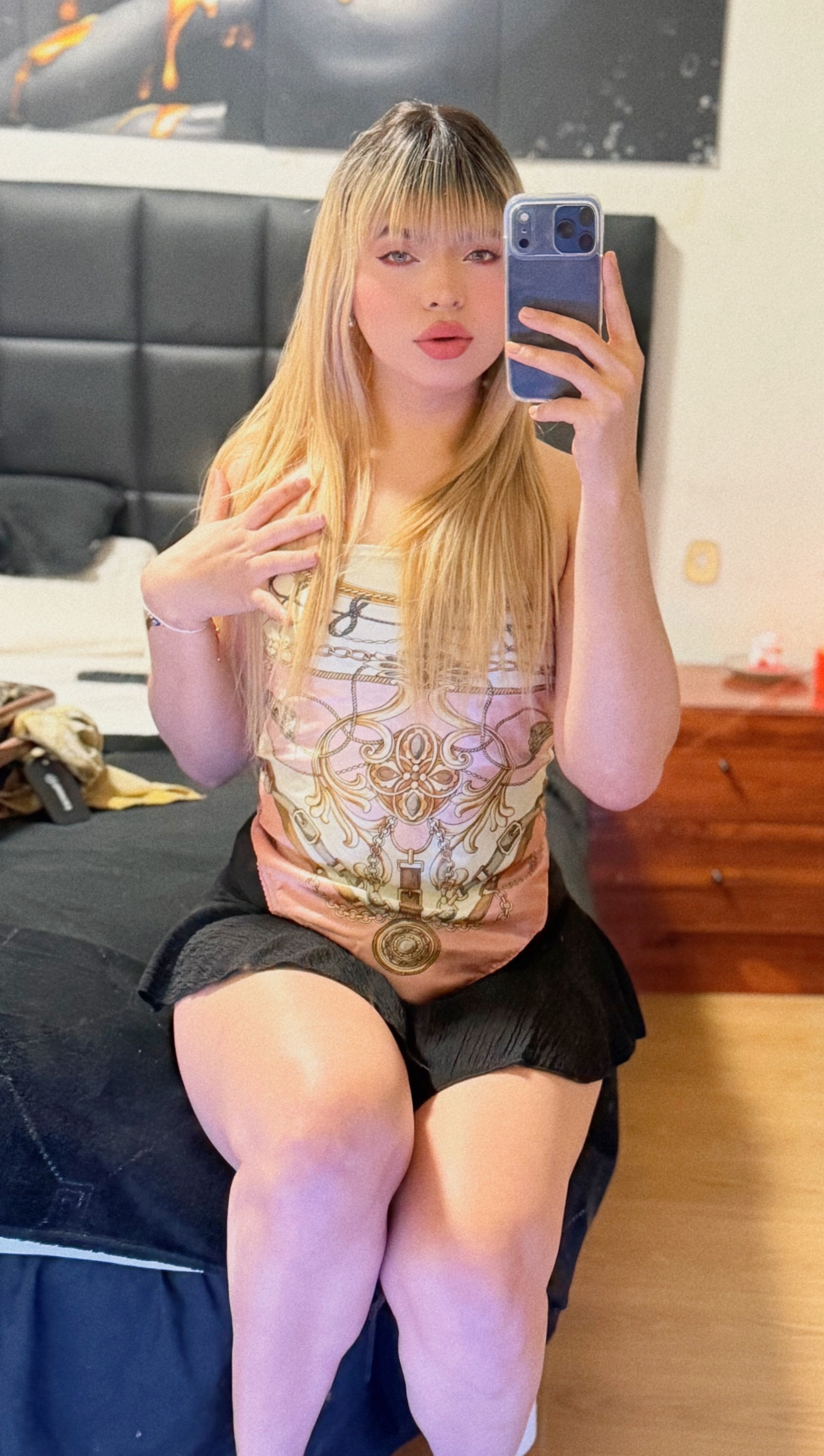 604100219 | ARI | Transexual