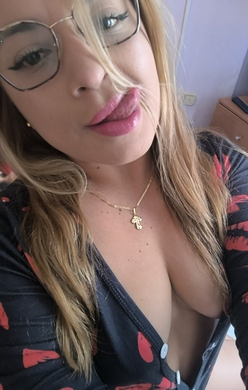 634045410 | SARA | Chica
