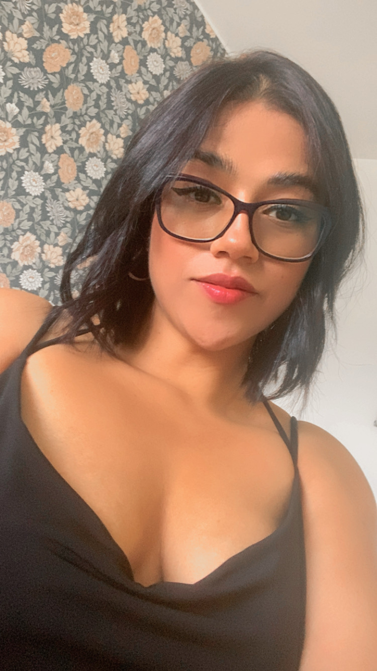 643560116 | VIOLETA | Chica