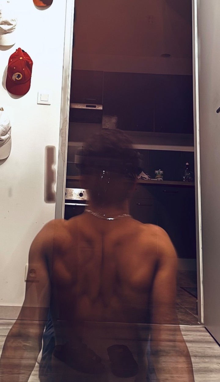 610747229 | CARAMELO | Chico