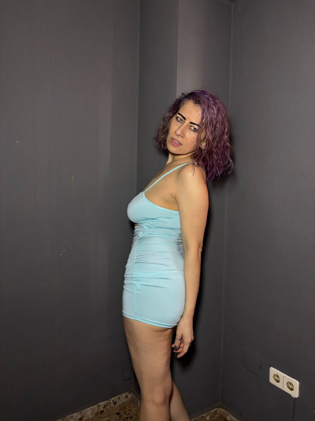 722702136 | CLARA | Chica