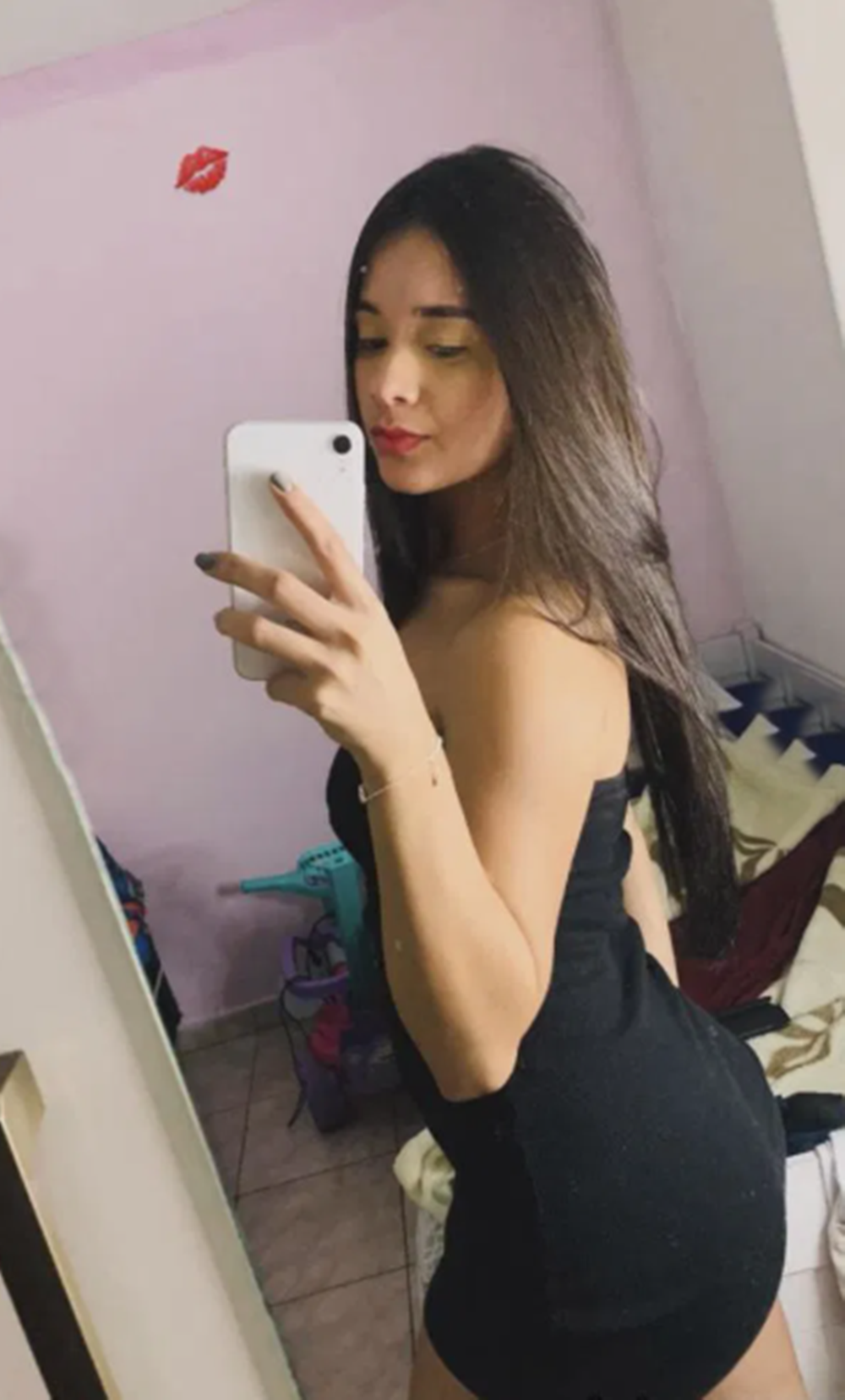 614788006 | LIA | Chica