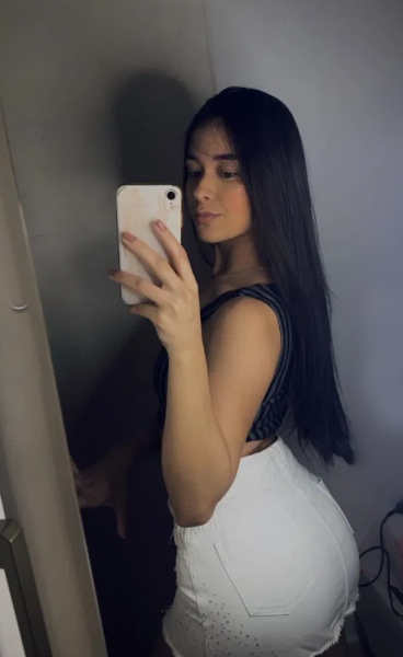 614788006 | LIA | Chica