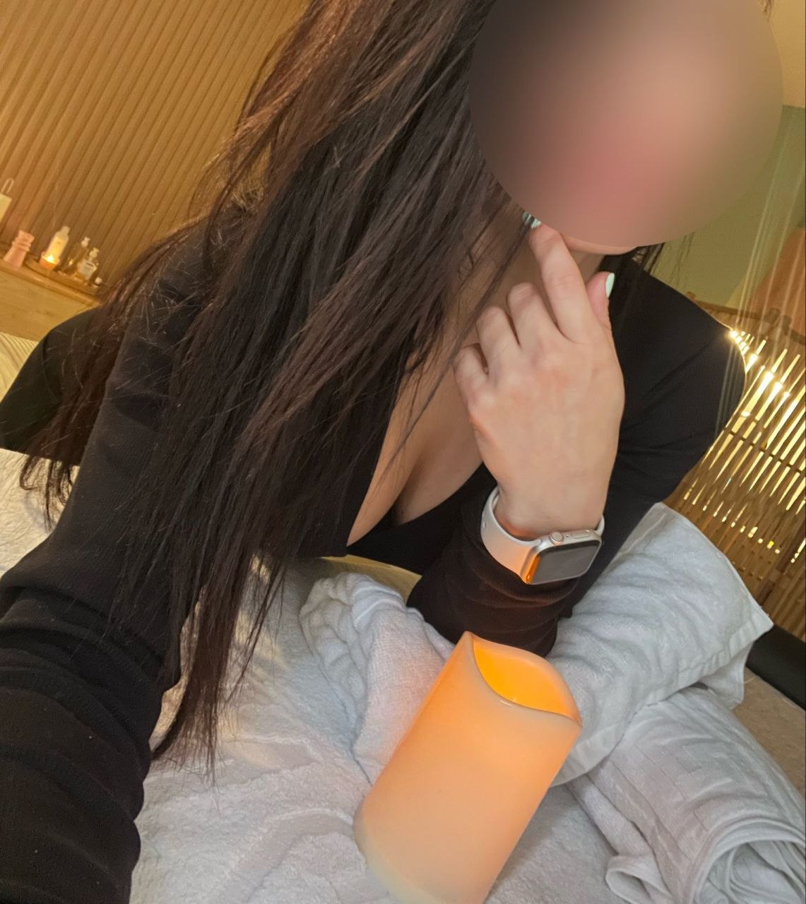 611879974 | ALISSFONT | Chica