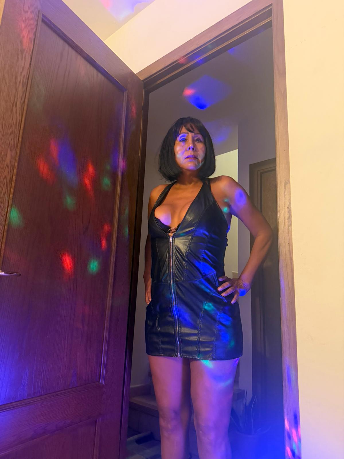 607162016 | ROSMERY | Chica