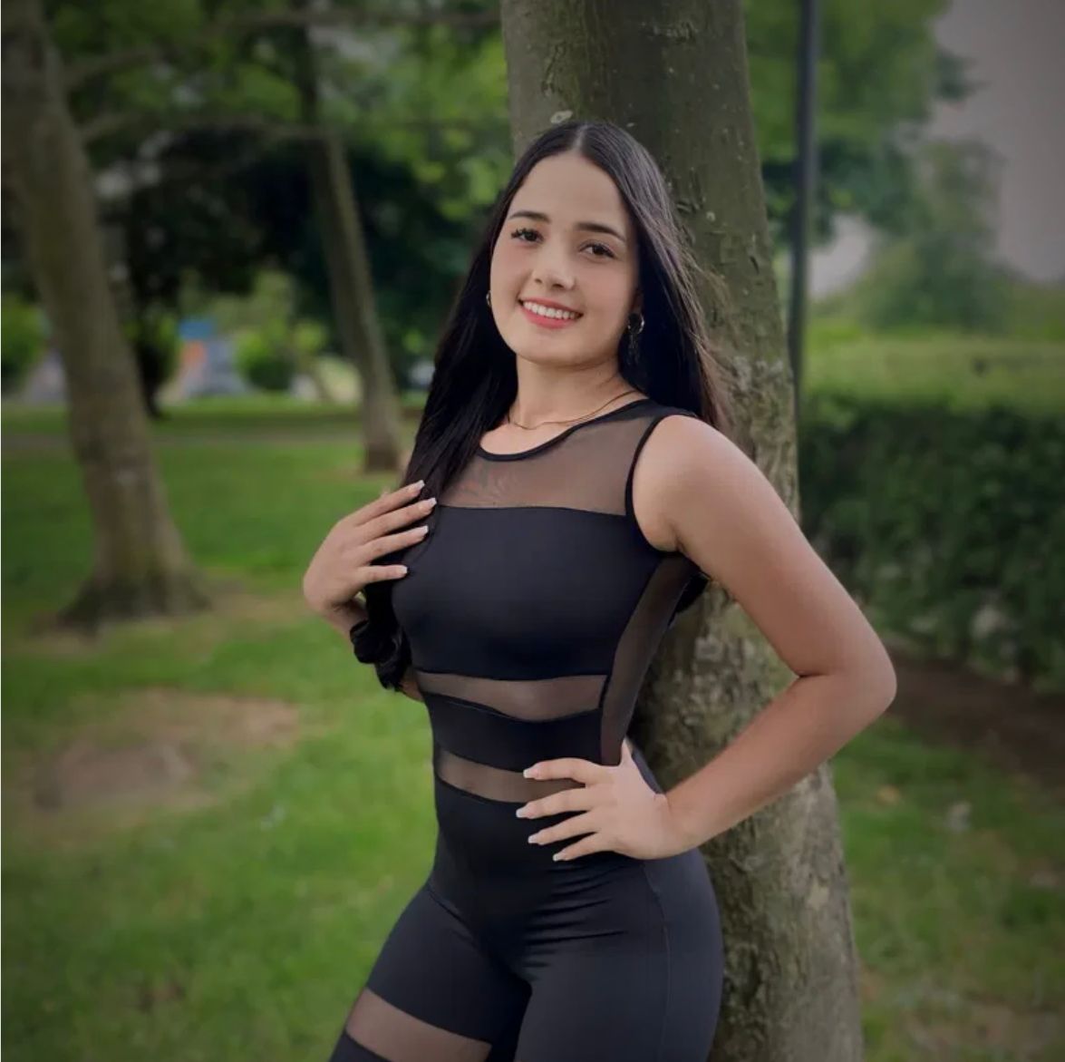 604313917 | ALEJANDRA | Chica