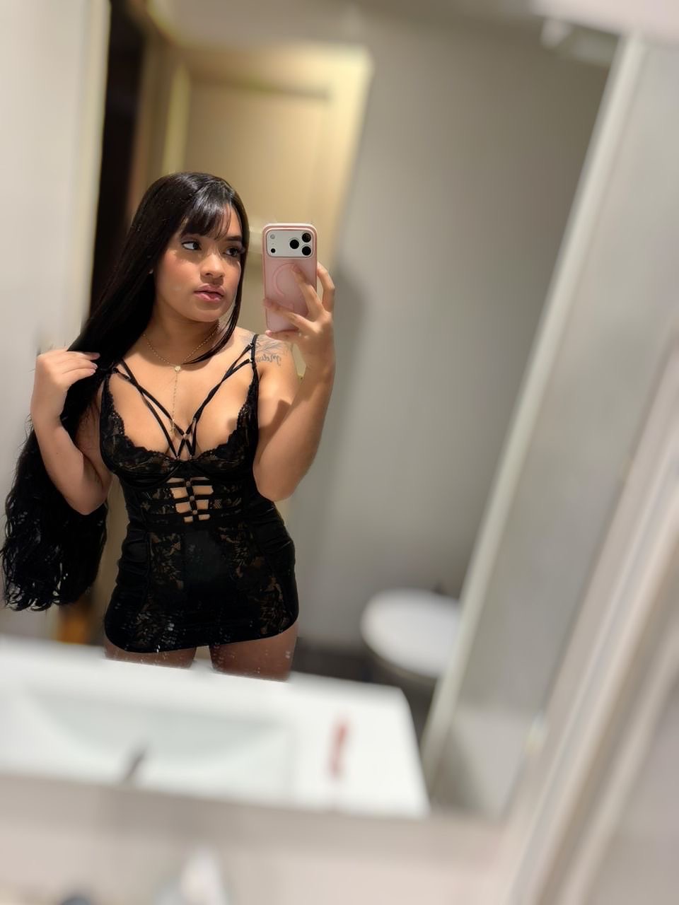 604238829 | ISABELA | Chica