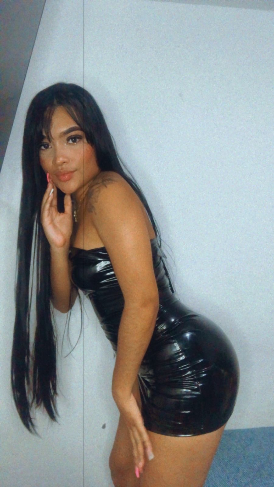 604238829 | ISABELA | Chica