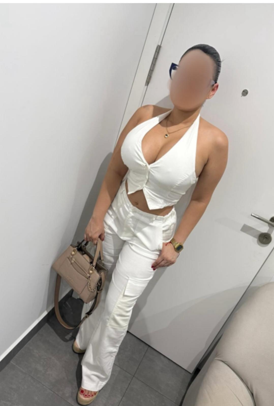 662217165 | MELANY | Chica