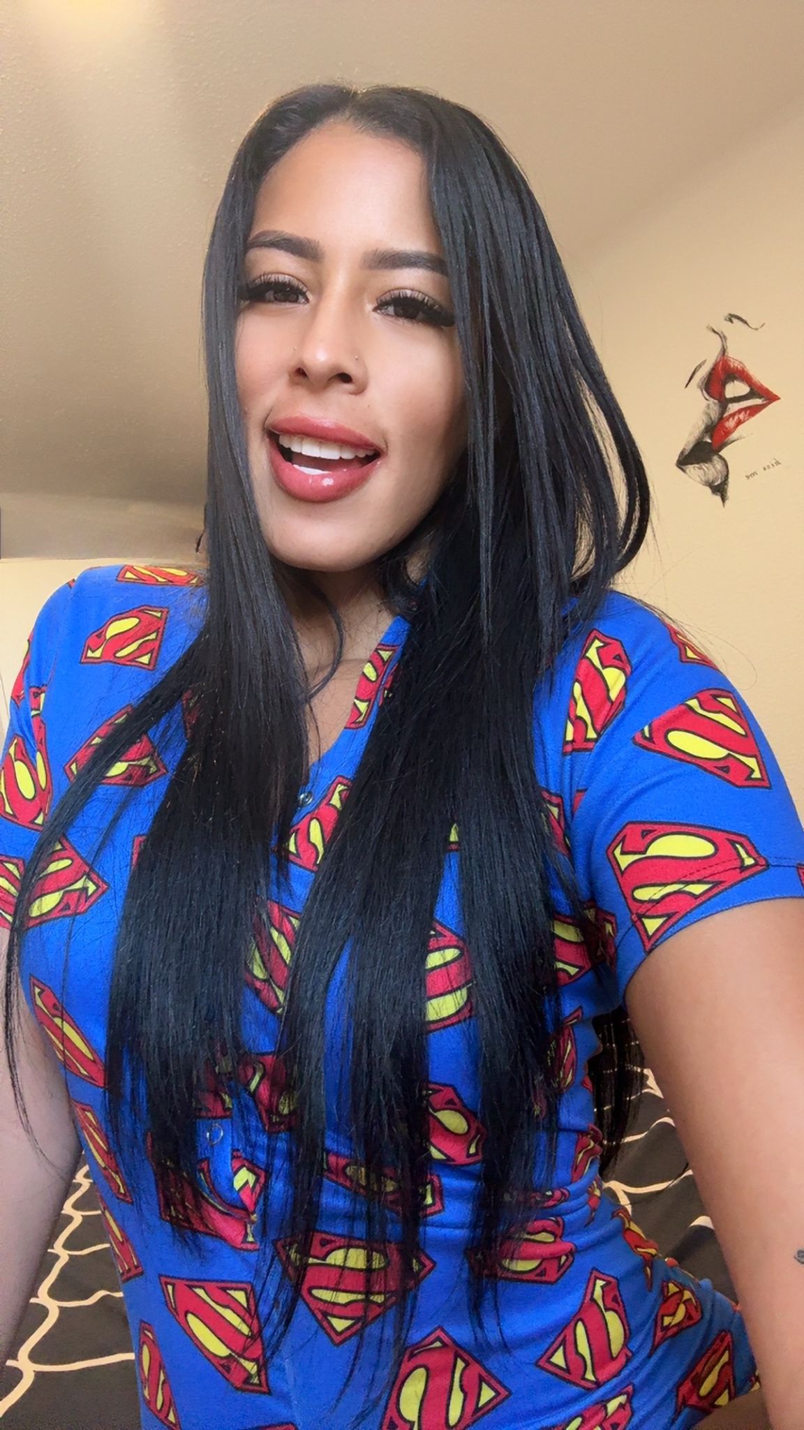 639106892 | VALERY | Chica