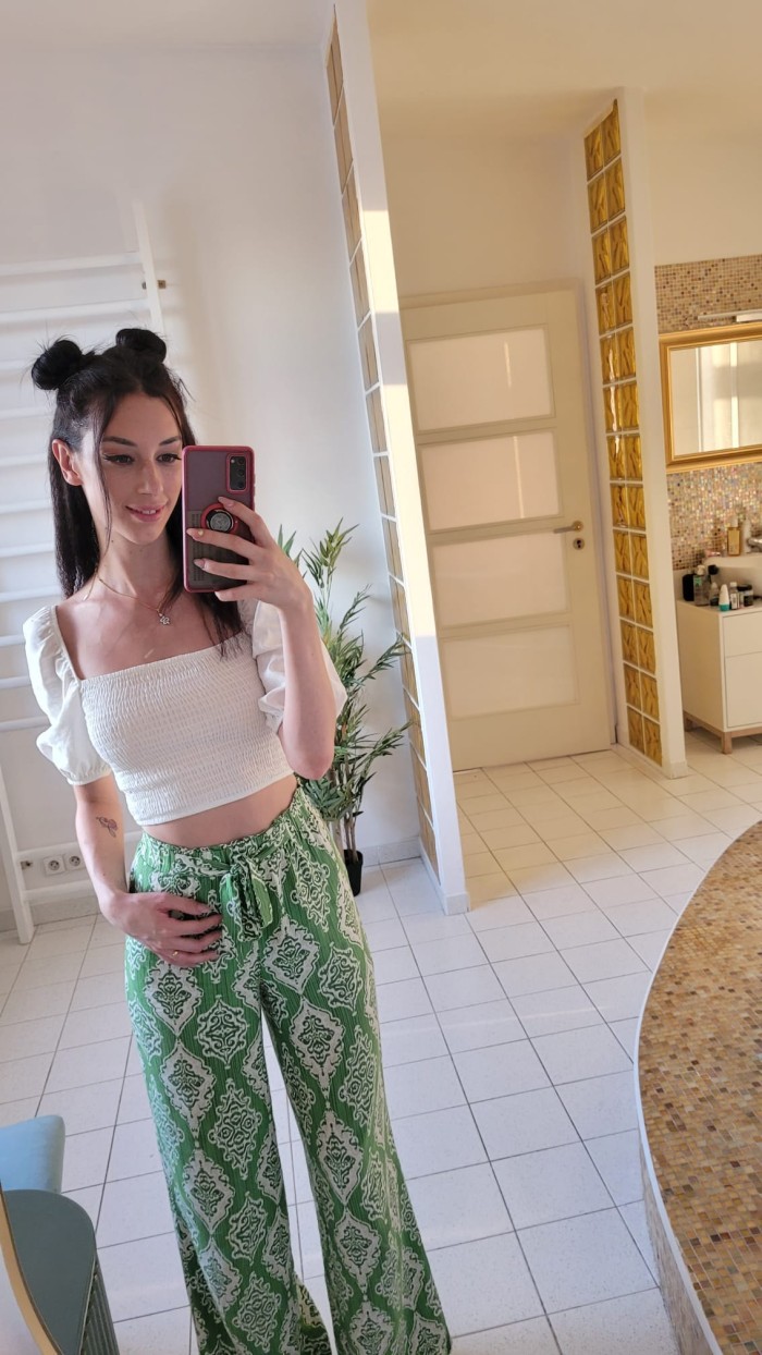 603319958 | SHANIA | Chica